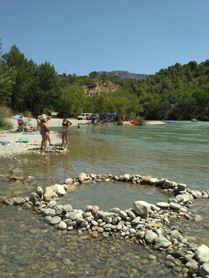 Natura Jordan Murillo de Gállego Exteriör bild